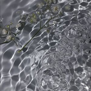 Meet your Posher, Claire